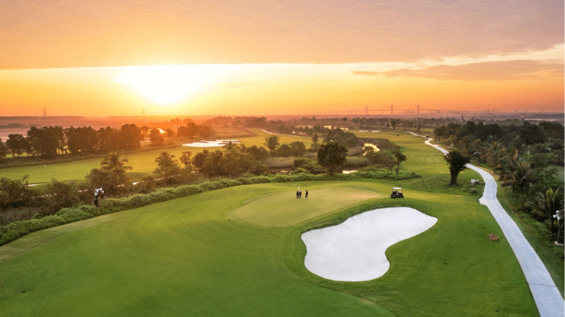 Sân golf 36 lỗ chuẩn quốc tế tại phân khu Golf Land