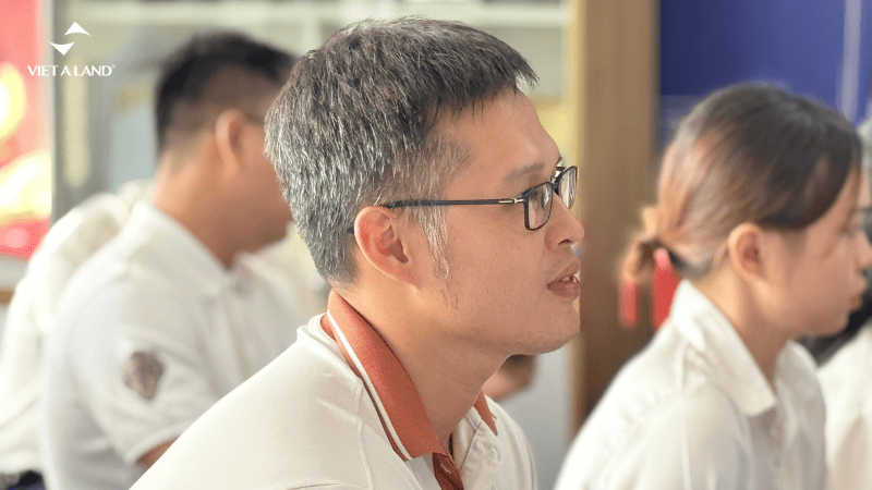 Đội ngũ Việt Á Land