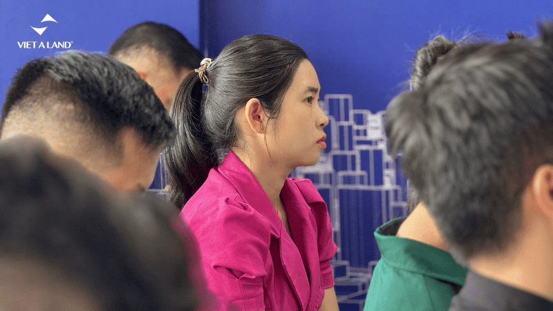 Đội ngũ Việt Á tại buổi đào tạo chuyên sâu