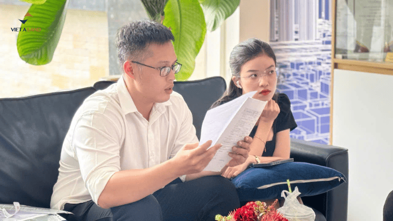 Tập trung quan sát các bài test của từng thành viên Tập trung quan sát các bài test của từng thành viên