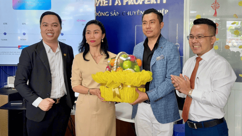 Check-in cùng Tập đoàn Nam Long Group 