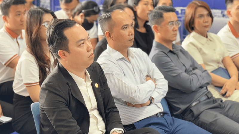 Lãnh đạo Việt Á Land cùng có mặt tại buổi đào tạo dự án