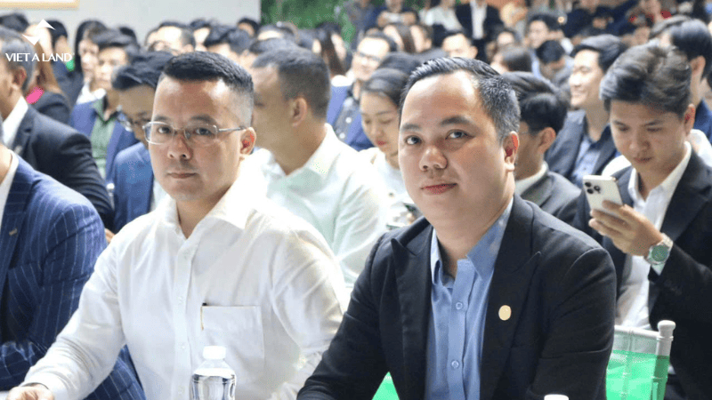 Ban lãnh đạo Việt Á tại Mini kick-off Dự án La Pura Ban lãnh đạo Việt Á tại Mini kick-off Dự án La Pura