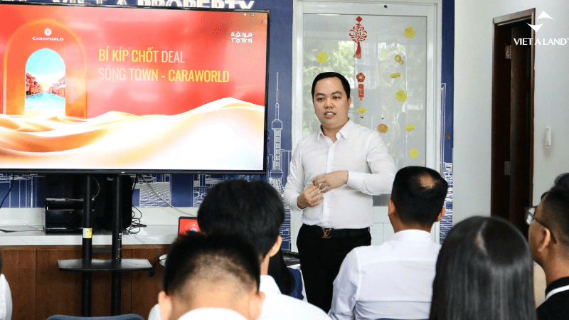 Tổng Giám Đốc VAP trực tiếp đào tạo Dự án CaraWord - Cam Ranh Tổng Giám Đốc VAP trực tiếp đào tạo Dự án CaraWord - Cam Ranh