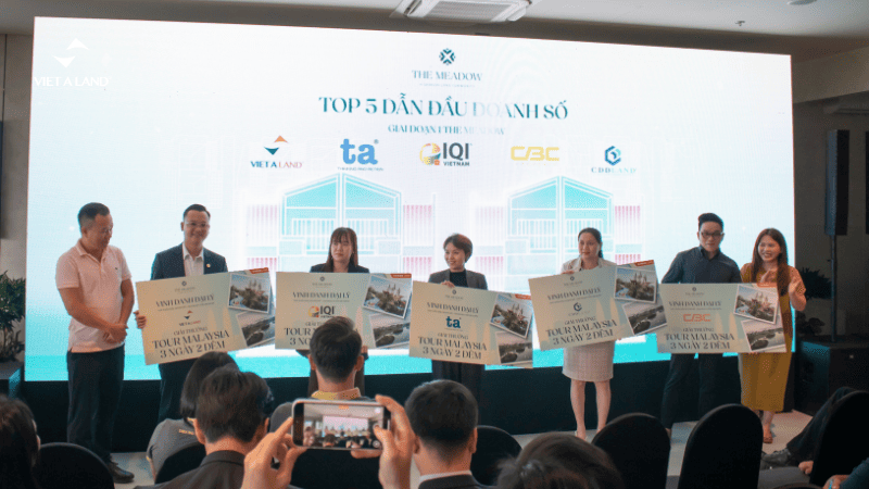 Việt Á Land - Top 5 Đại lý có doanh thu cao nhất Giai đoạn 1 