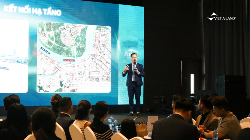 Phó Giám Đốc Dự án Mr. Vũ Đức Long chia sẻ về tiềm năng của Siêu đô thị biển Phó Giám Đốc Dự án Mr. Vũ Đức Long chia sẻ về tiềm năng của Siêu đô thị biển
