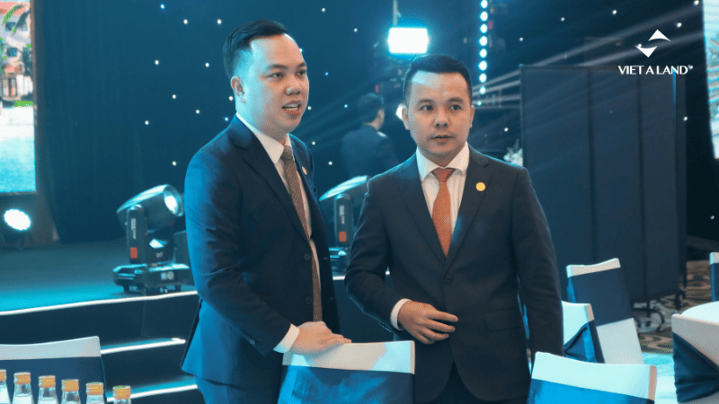 Ban Lãnh Đạo Việt Á Land tại sự kiện Vinhomes Green Paradise tại Landmark 81 Ban Lãnh Đạo Việt Á Land tại sự kiện Vinhomes Green Paradise tại Landmark 81