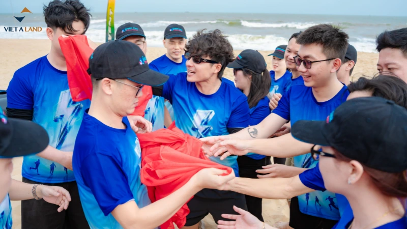 su ket hop cua doi ngu viet a land